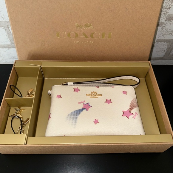 Coach Shooting Star wristlet - Picture 3 of 4